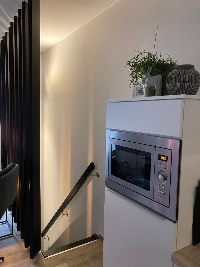 Les Duplex De La Place Des Ecoles スパ エクステリア 写真