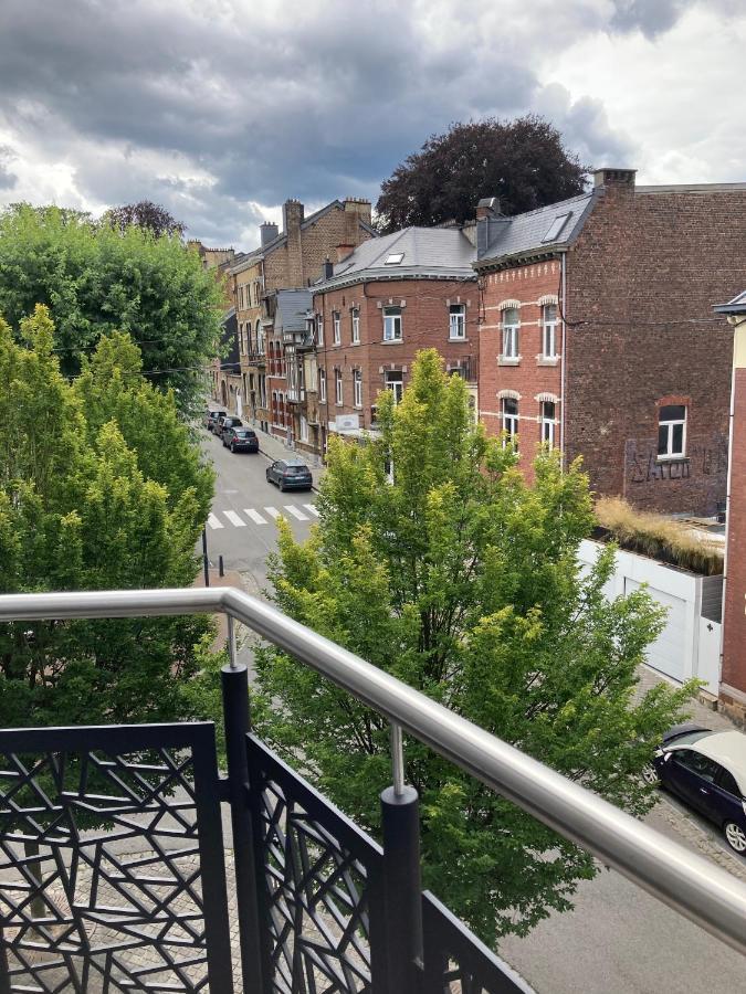 Les Duplex De La Place Des Ecoles スパ エクステリア 写真
