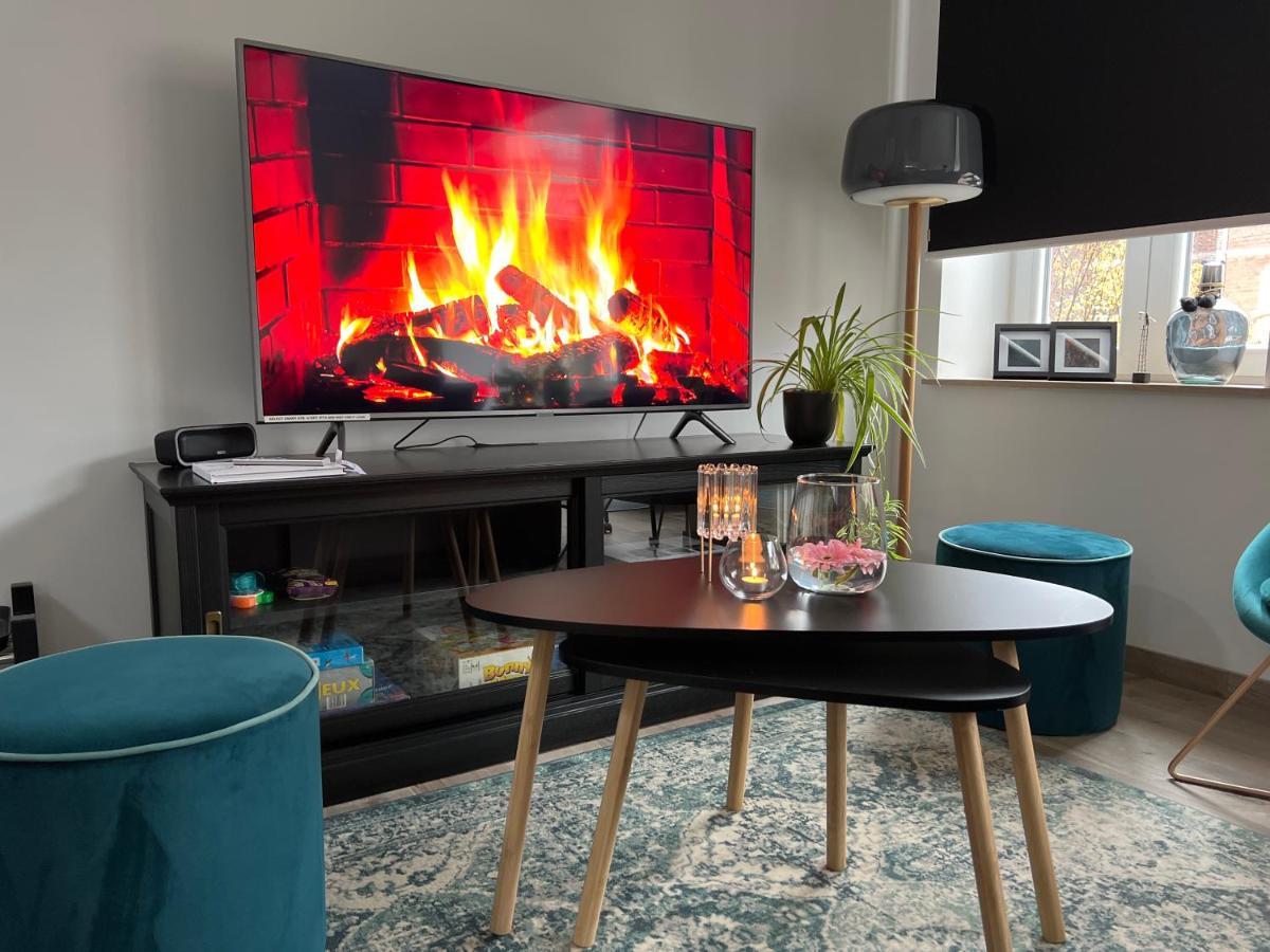 Les Duplex De La Place Des Ecoles スパ エクステリア 写真